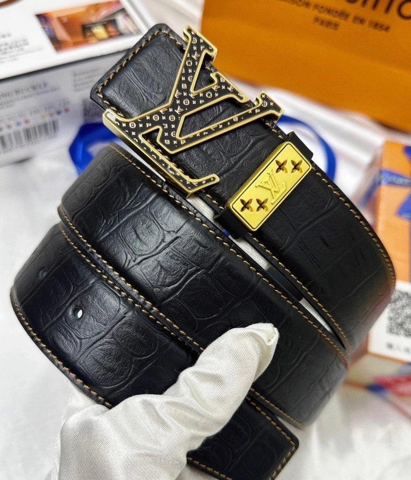 Effortless Louis Vuitton Belts 300662