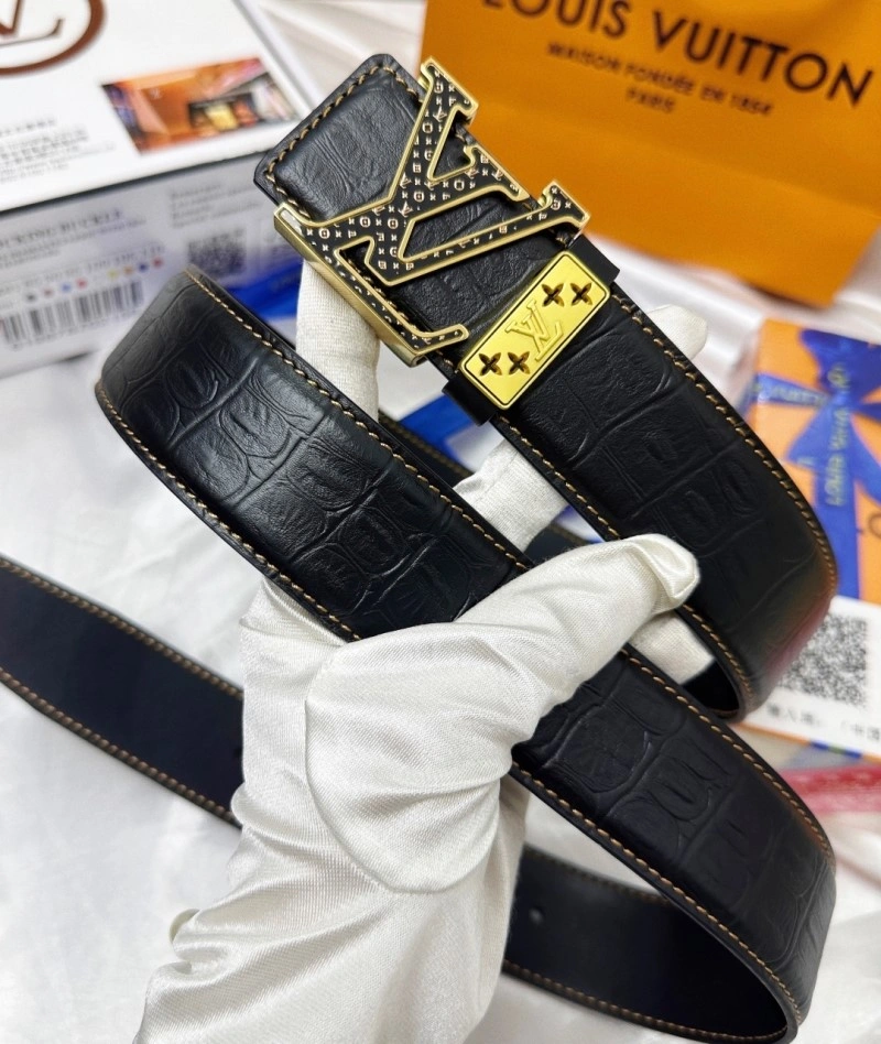 Effortless Louis Vuitton Belts 300662