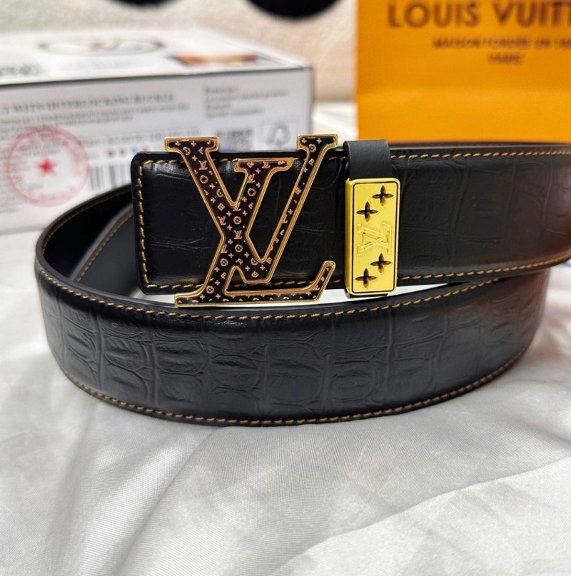 Effortless Louis Vuitton Belts 300662