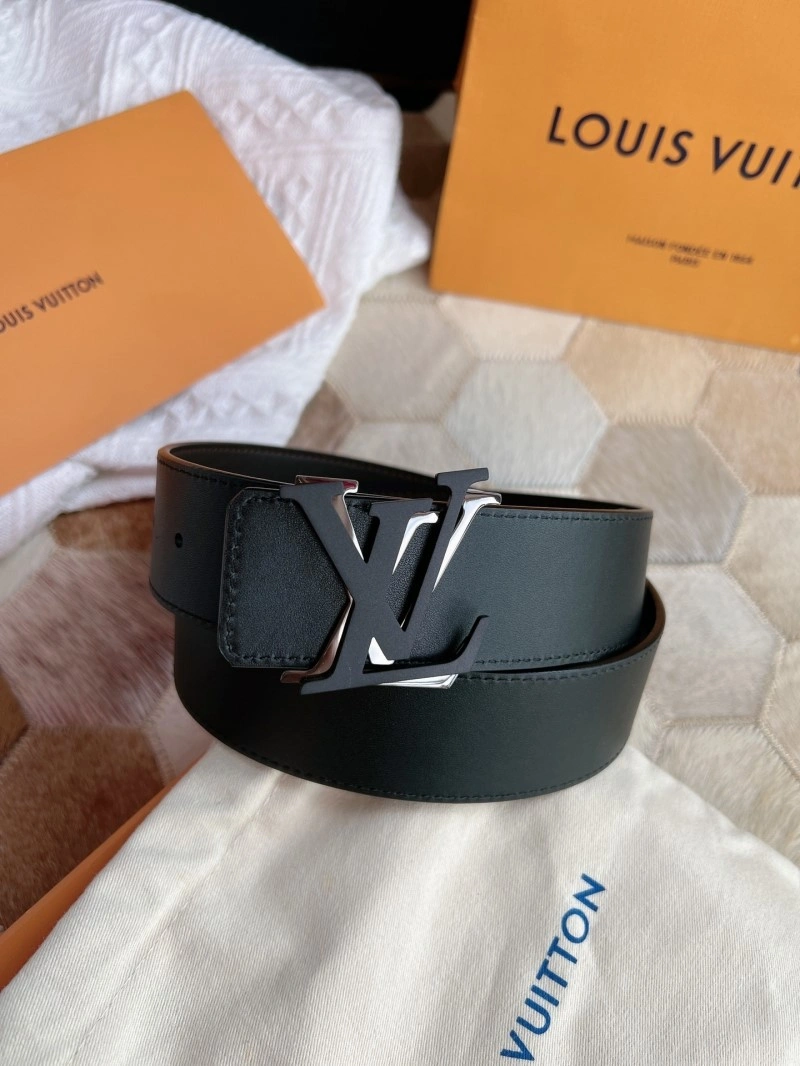 Louis Vuitton Belts Sporty 300633