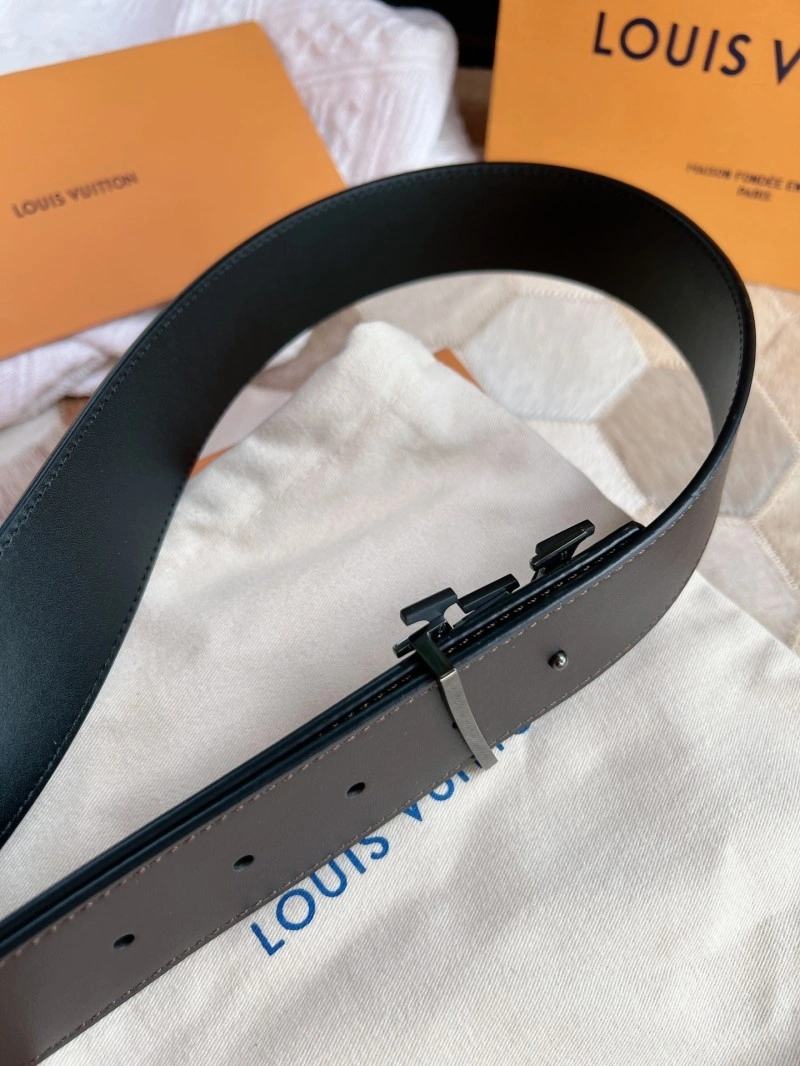 Louis Vuitton Belts Sporty 300633