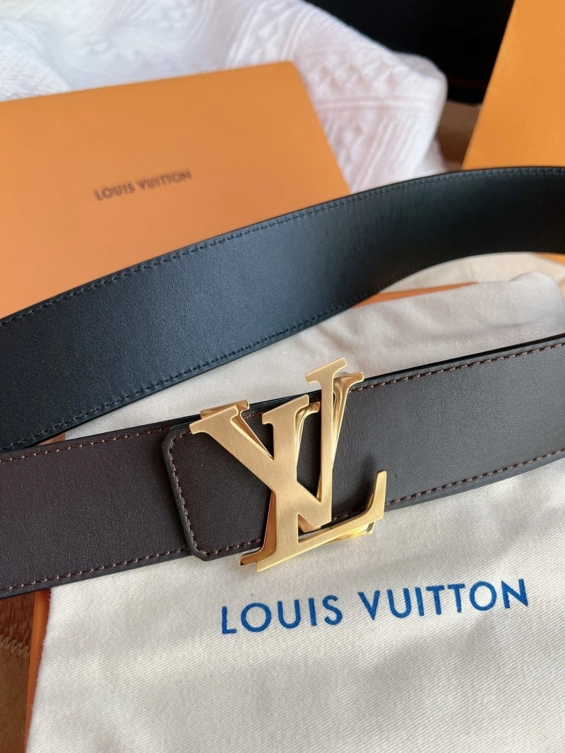 Durable Louis Vuitton Belts 300639