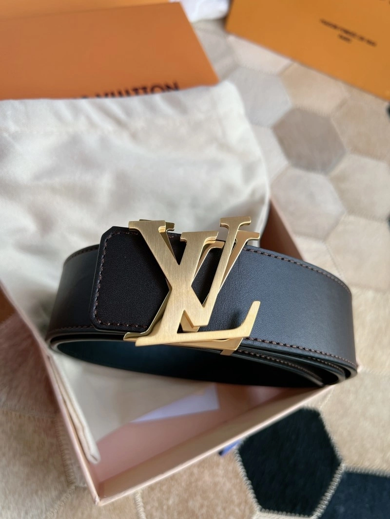 Durable Louis Vuitton Belts 300639