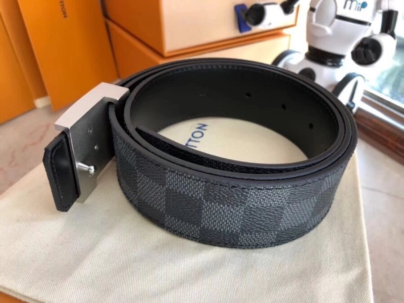 Louis Vuitton Belts Comfortable 300630