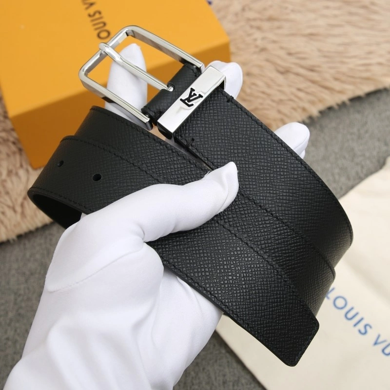 Breathable Louis Vuitton Belts 300617