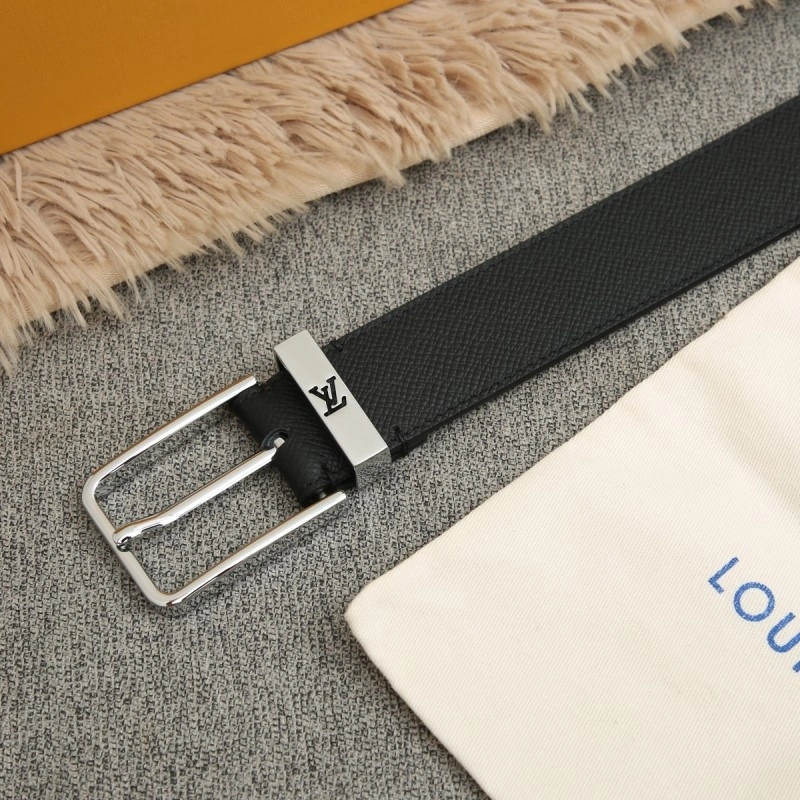 Breathable Louis Vuitton Belts 300617