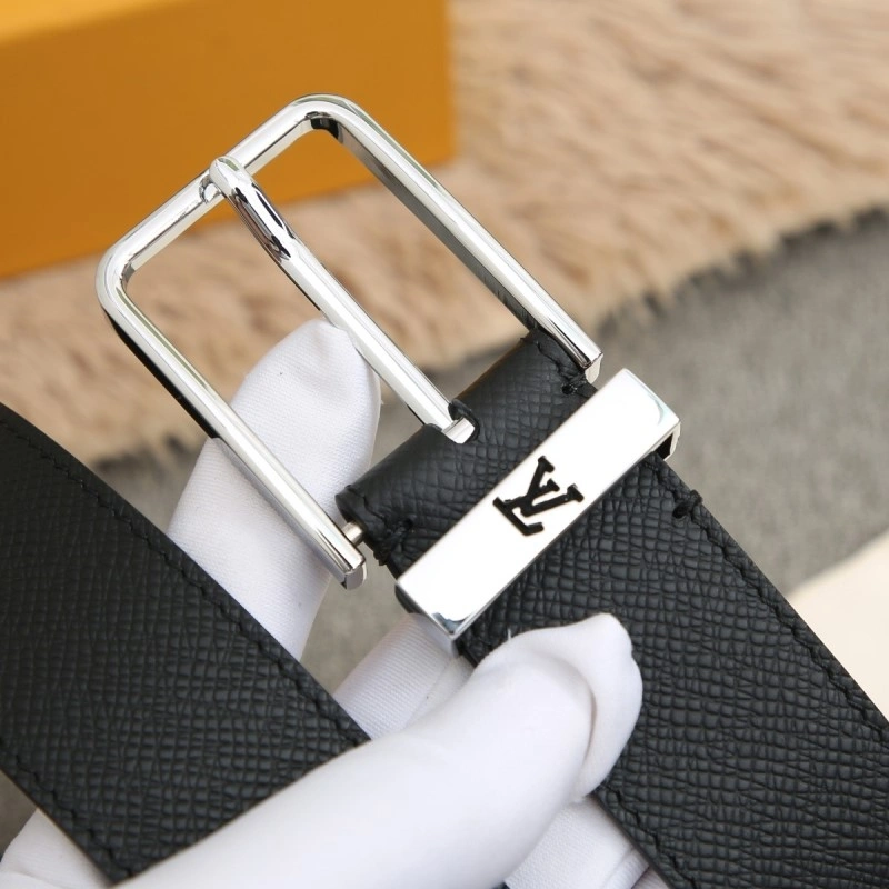 Breathable Louis Vuitton Belts 300617