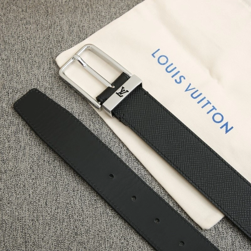 Breathable Louis Vuitton Belts 300617