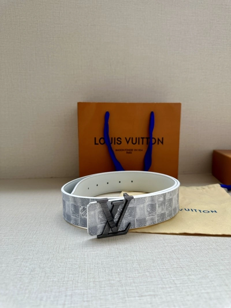 Modern Louis Vuitton Belts 300616