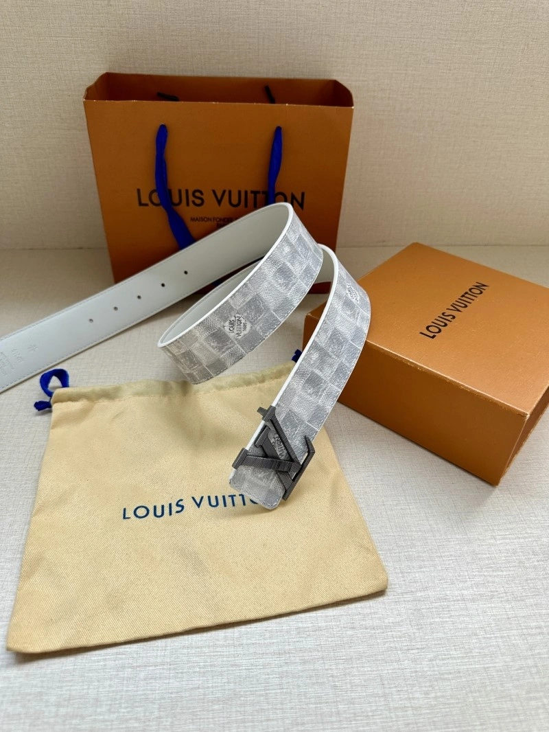 Modern Louis Vuitton Belts 300616