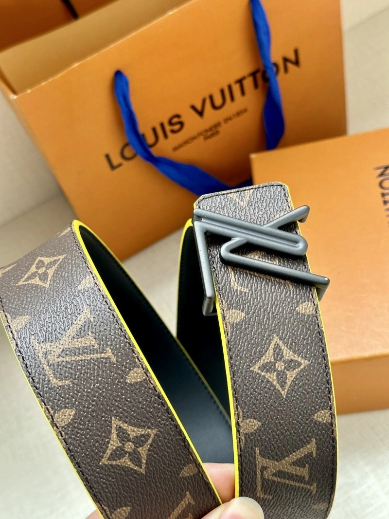 Louis Vuitton Belts Durable 300608