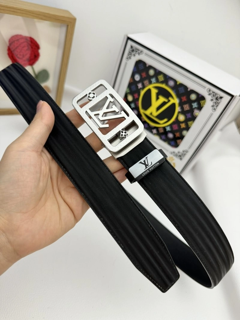 Louis Vuitton Belts Cozy 300593