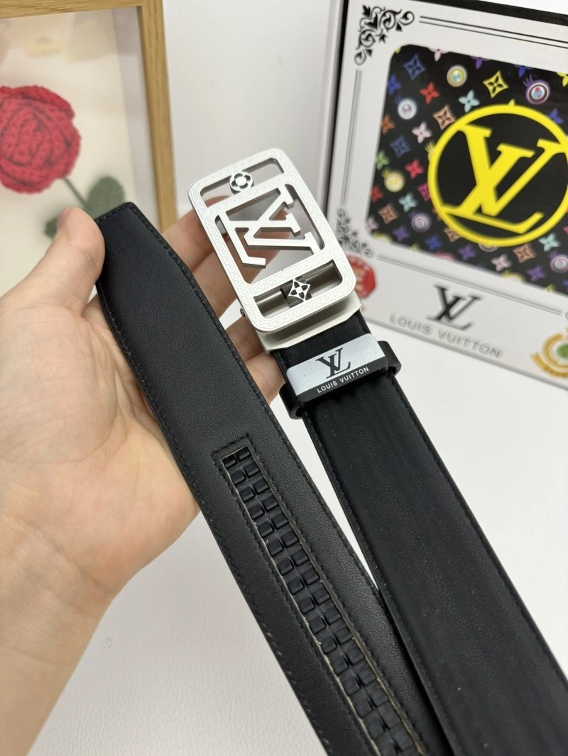 Louis Vuitton Belts Cozy 300593