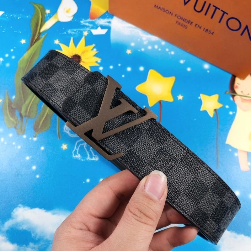 Lightweight Louis Vuitton Belts 300596