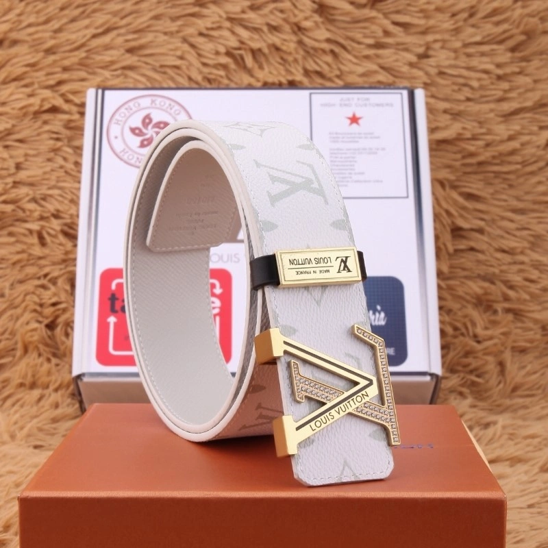 Versatile Louis Vuitton Belts 300578