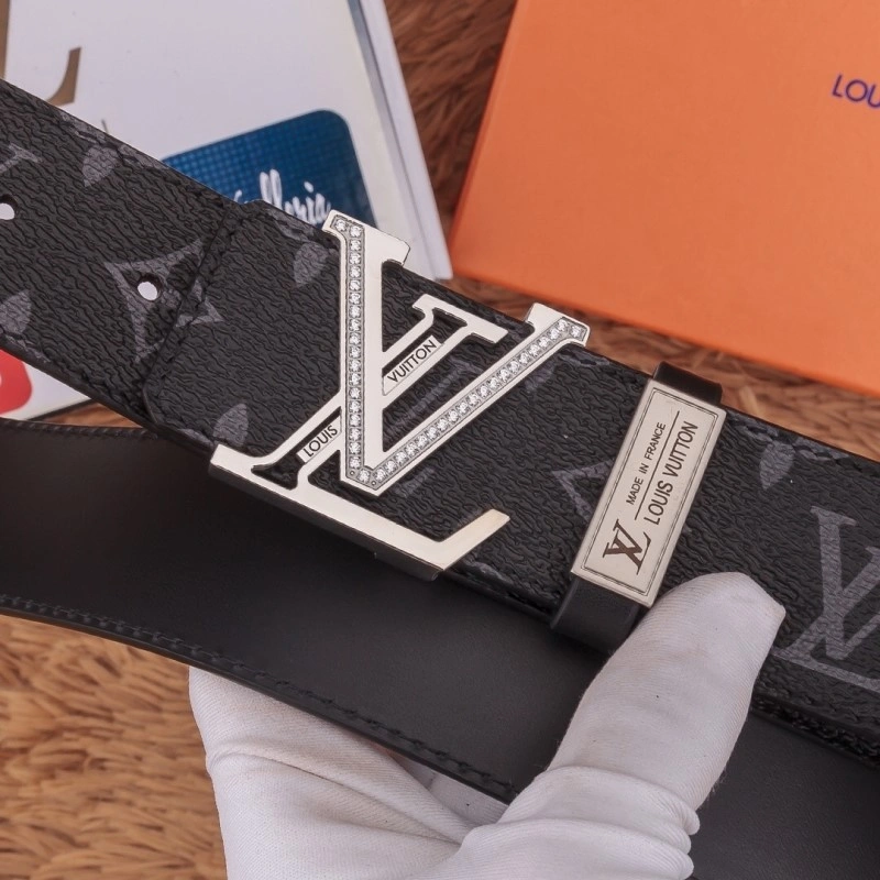 Louis Vuitton Belts Affordable 300565