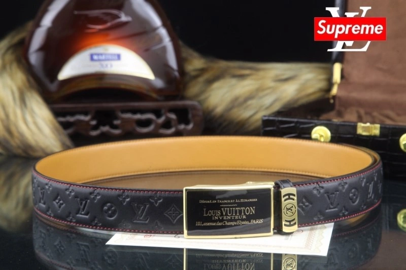Snug Louis Vuitton Belts 300552