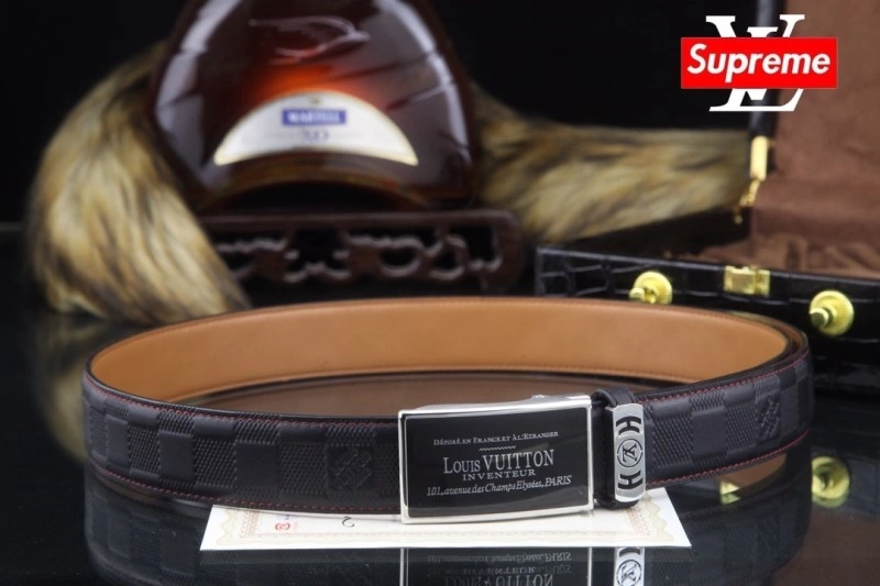 Snug Louis Vuitton Belts 300552