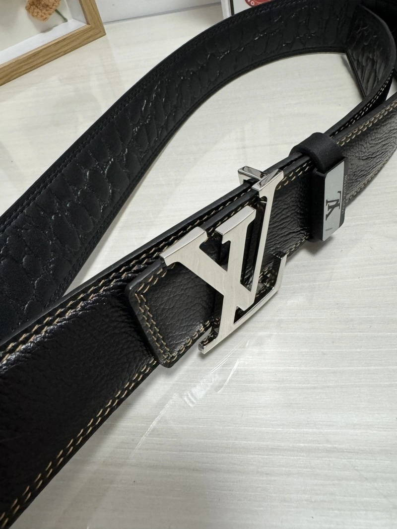 Flexible Louis Vuitton Belts 300547