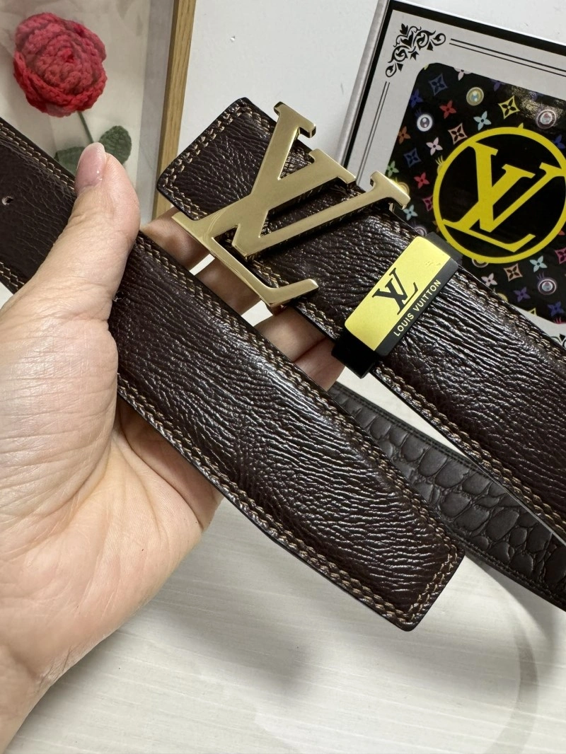 Unique Louis Vuitton Belts 300521