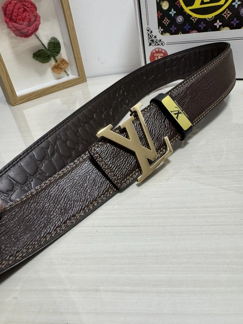 Unique Louis Vuitton Belts 300521