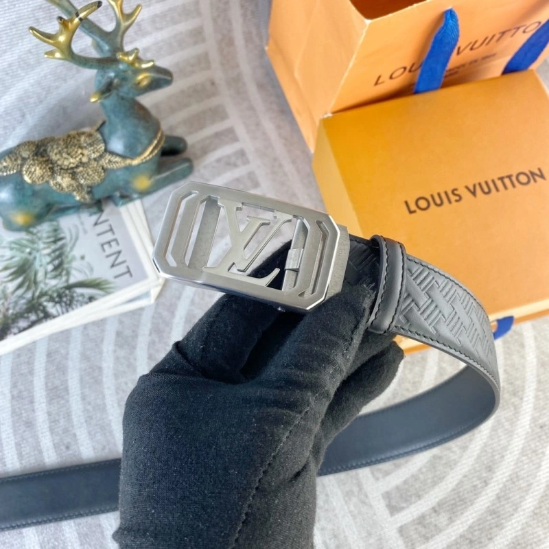 Practical Louis Vuitton Belts 300520