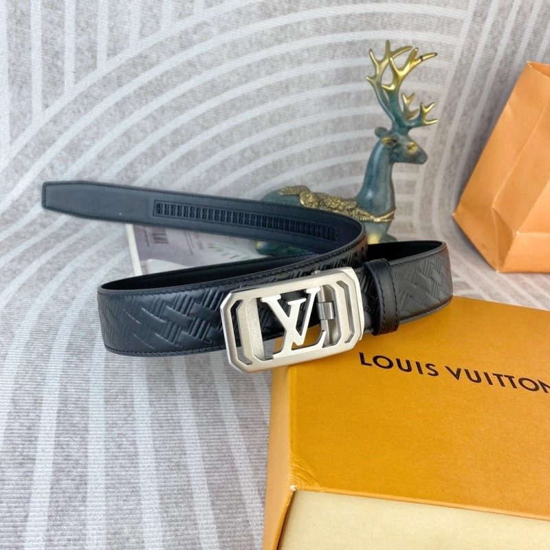 Practical Louis Vuitton Belts 300520