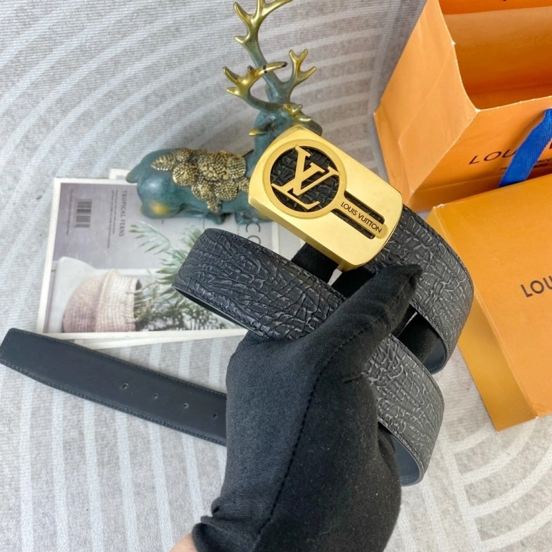 Louis Vuitton Belts Practical 300519