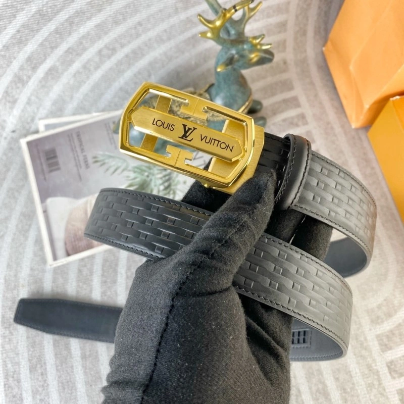 Louis Vuitton Belts Breathable 300540