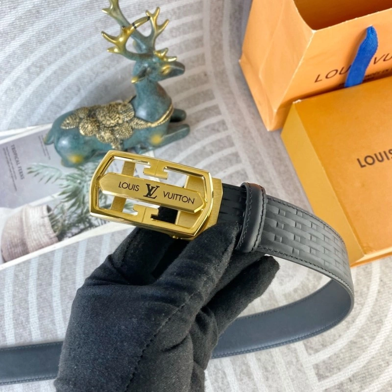 Louis Vuitton Belts Breathable 300540