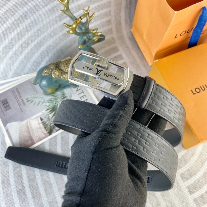 Louis Vuitton Belts TimelessDesign 300529