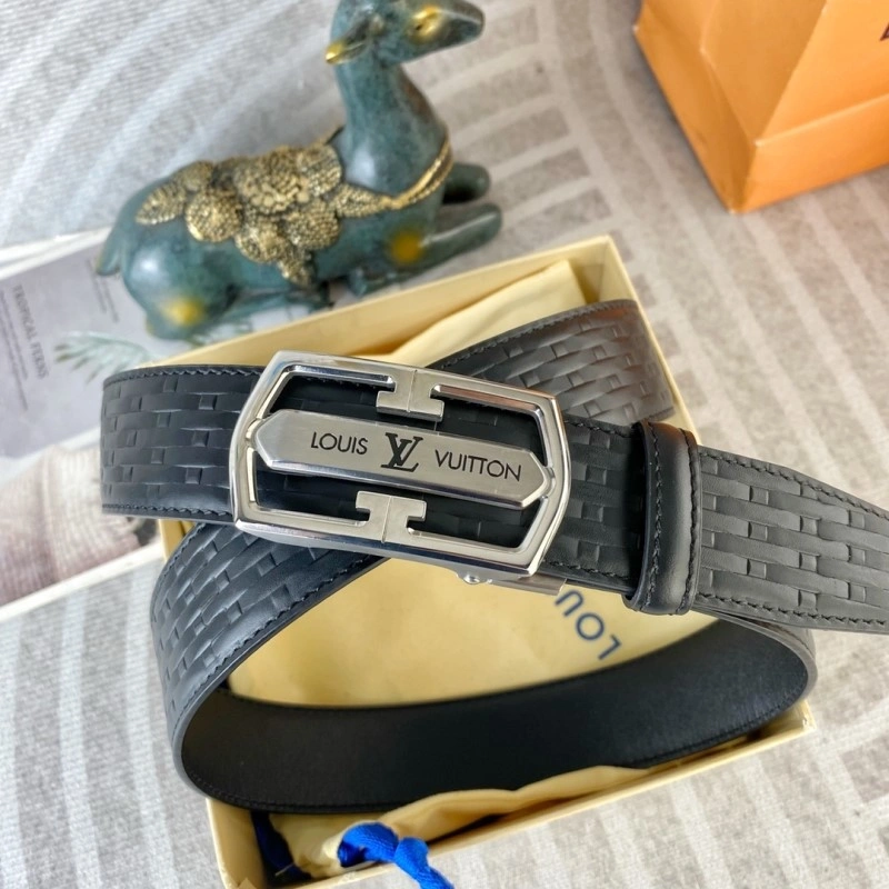 Louis Vuitton Belts TimelessDesign 300529