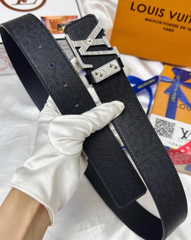 HighQuality Louis Vuitton Belts 300525