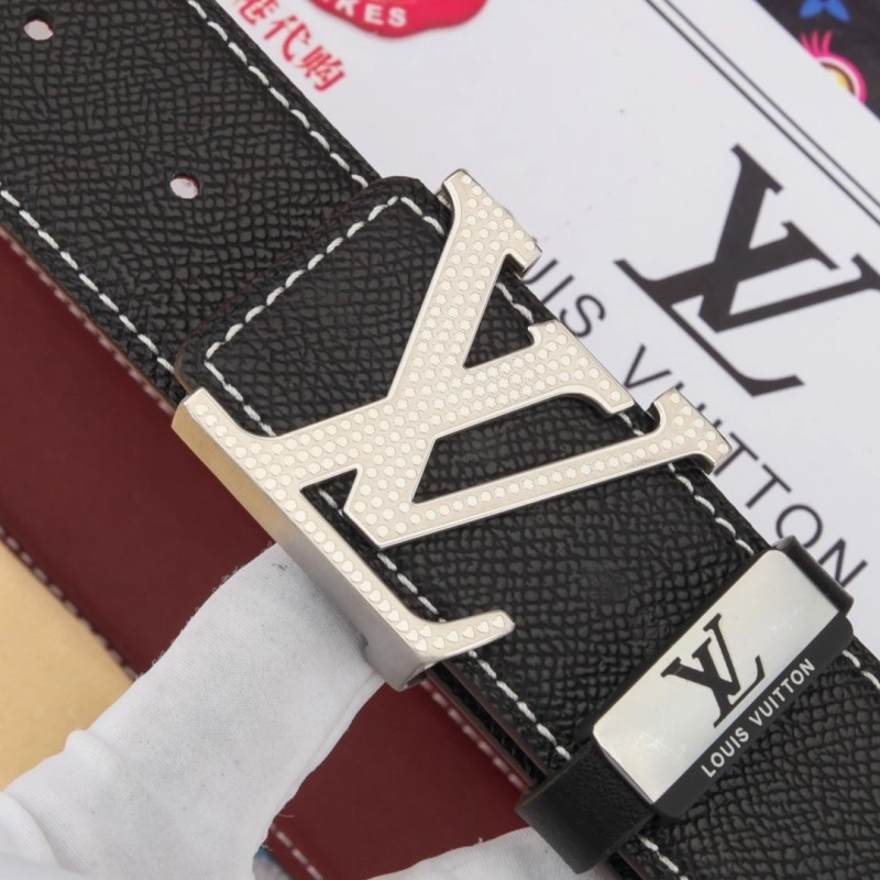 WellDesigned Louis Vuitton Belts 300494