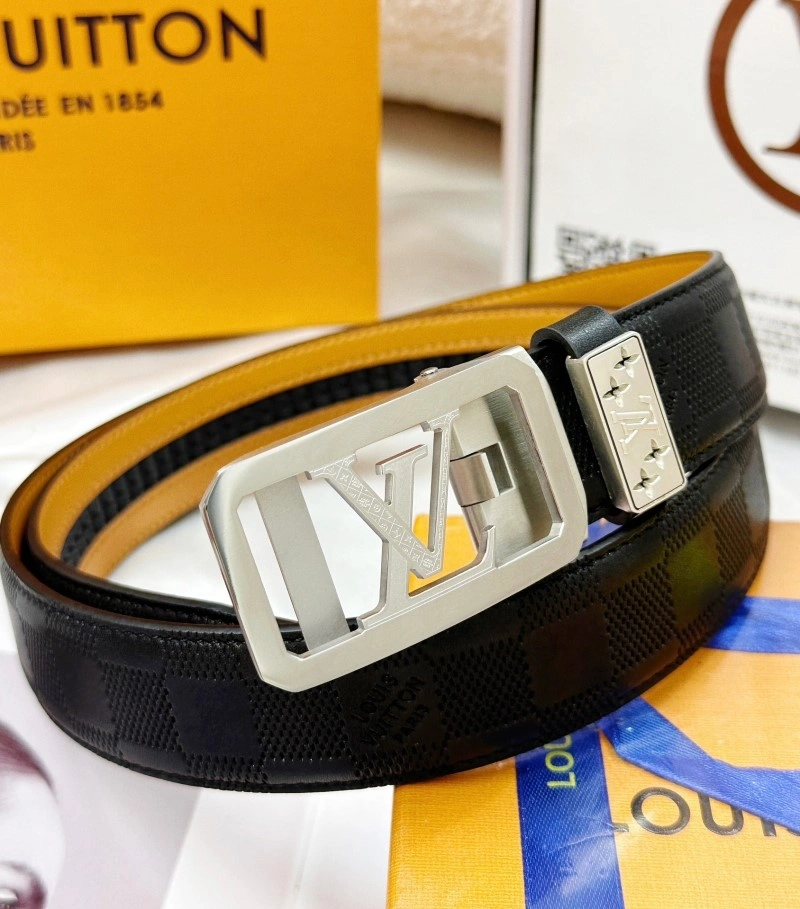 Bright Louis Vuitton Belts 300495