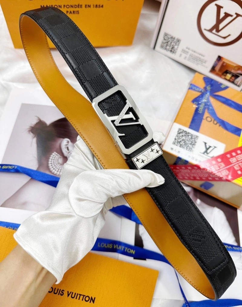 Bright Louis Vuitton Belts 300495