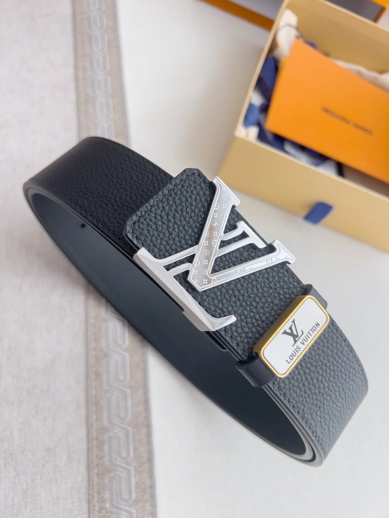 SmoothTexture Louis Vuitton Belts 300504
