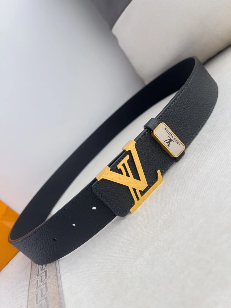 SmoothTexture Louis Vuitton Belts 300504