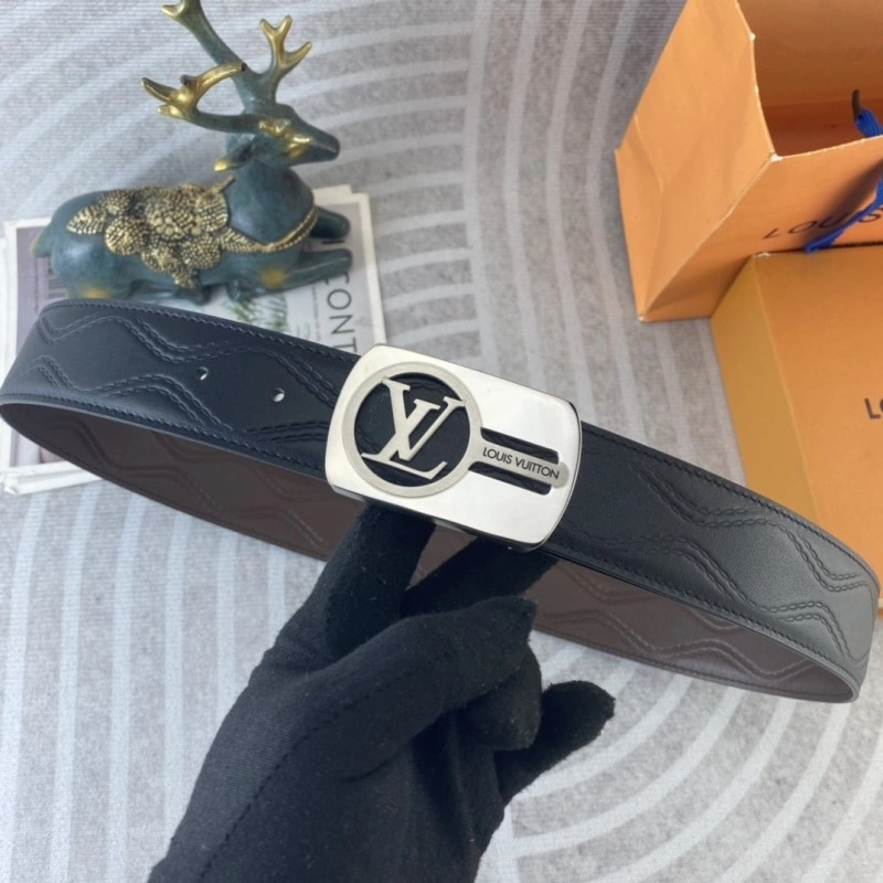 Louis Vuitton Belts Trendsetting 300489