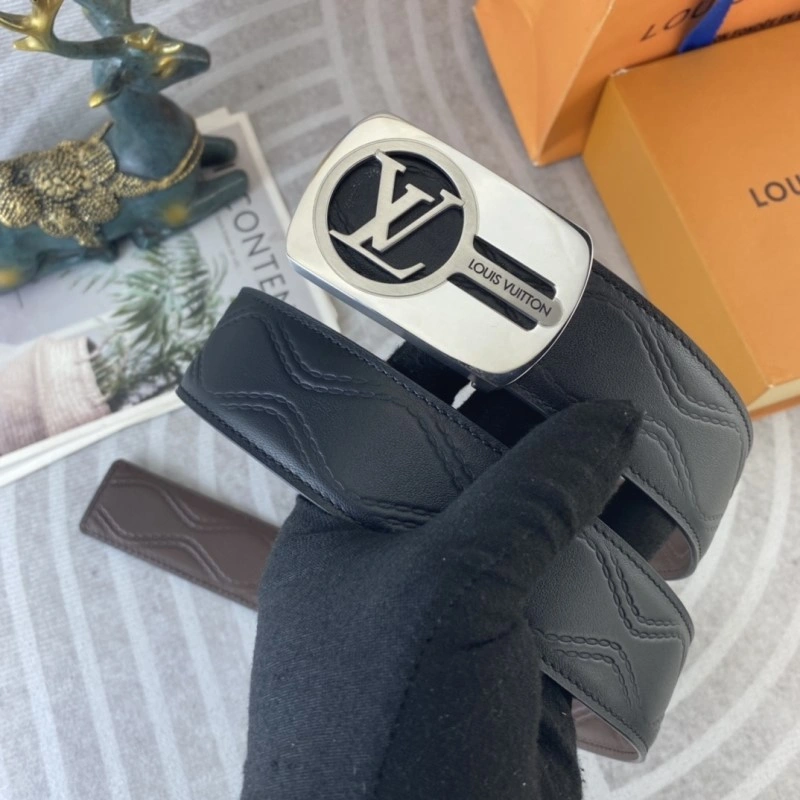Louis Vuitton Belts Trendsetting 300489