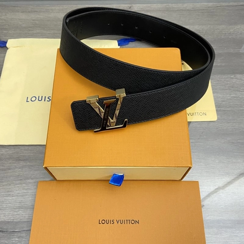 Louis Vuitton Belts Upgraded 300437