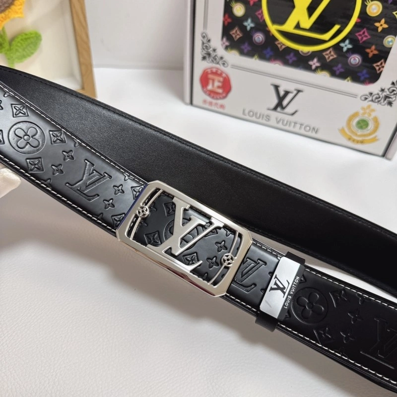 Louis Vuitton Belts Upgraded 300459