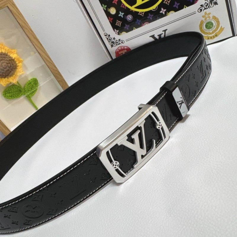 Louis Vuitton Belts Upgraded 300459