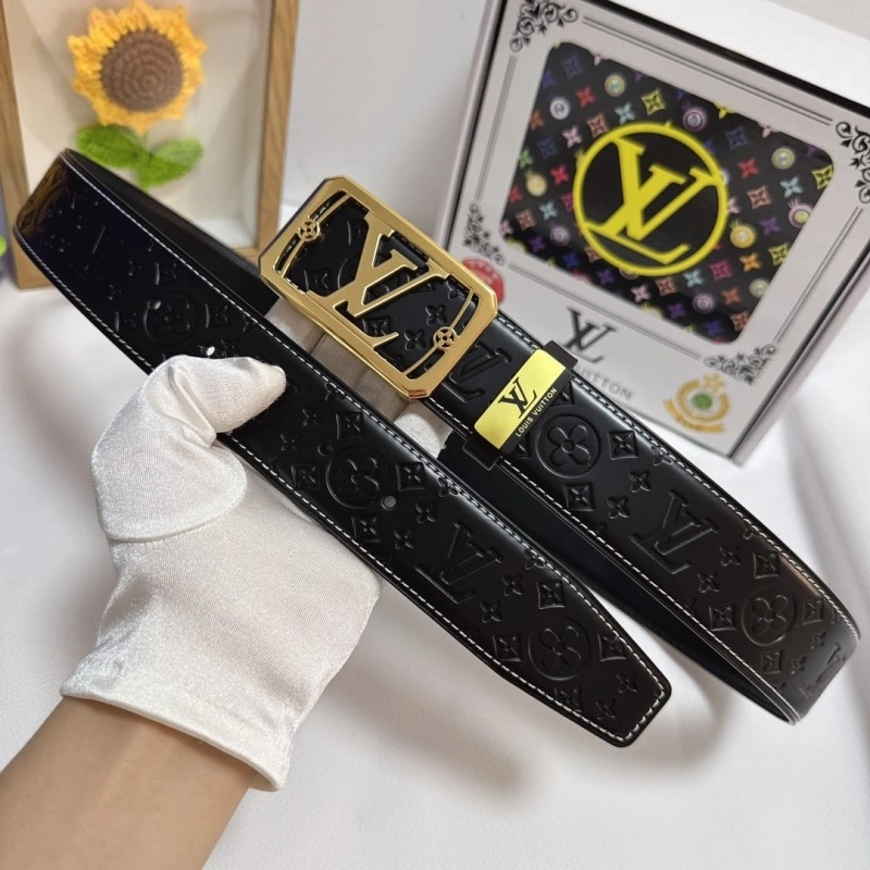 Lightweight Louis Vuitton Belts 300452