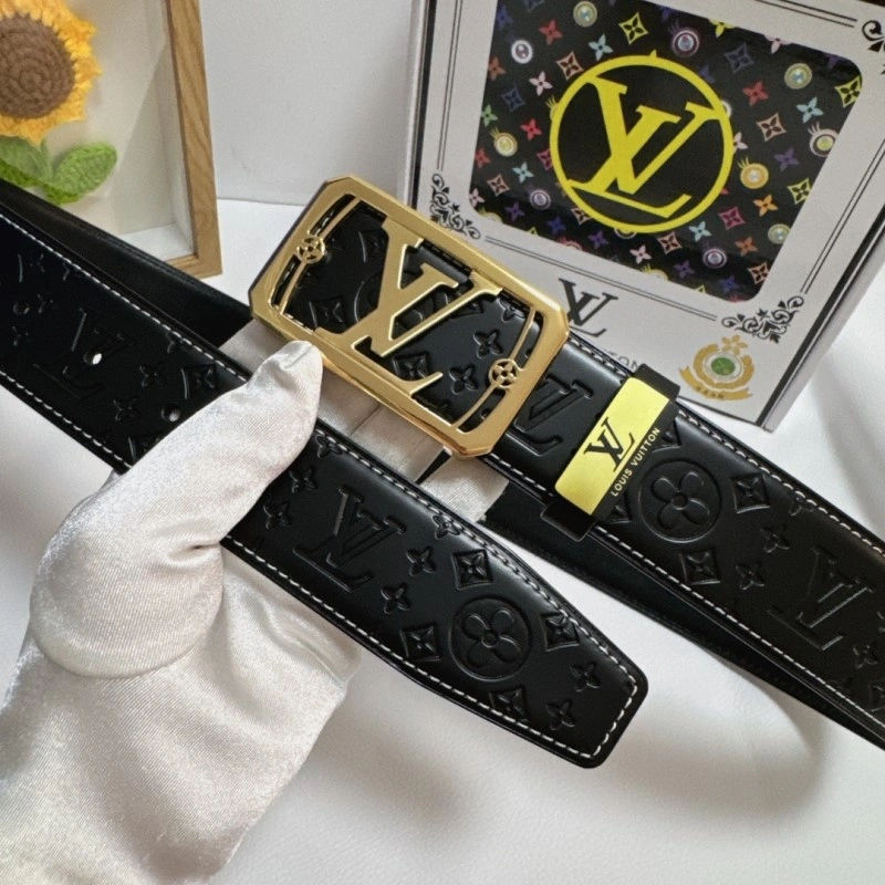 Lightweight Louis Vuitton Belts 300452