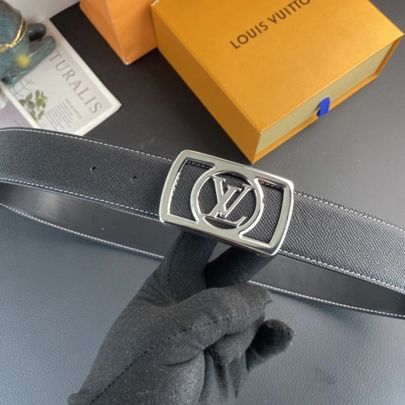 Louis Vuitton Belts Practical 300433