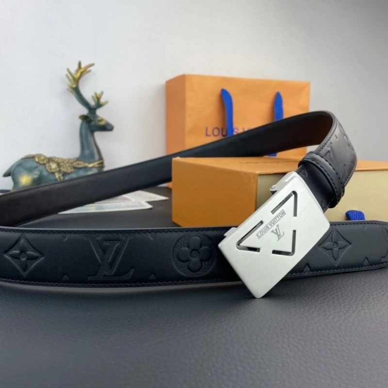 Modern Louis Vuitton Belts 300417