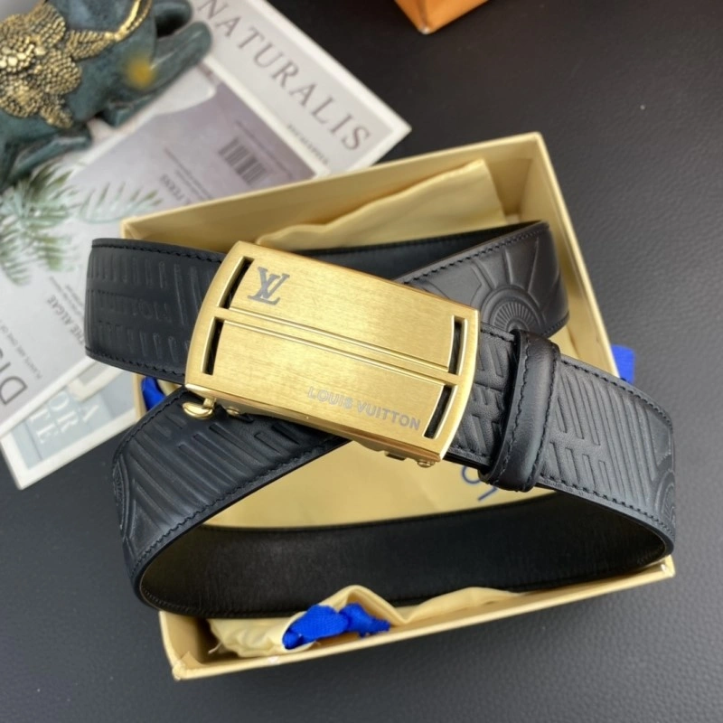 Minimalist Louis Vuitton Belts 300430