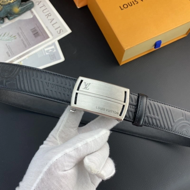 Stylish Louis Vuitton Belts 300426