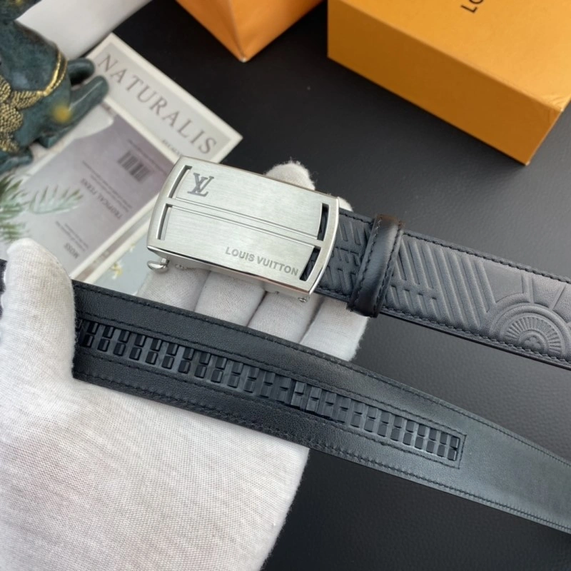 Stylish Louis Vuitton Belts 300426